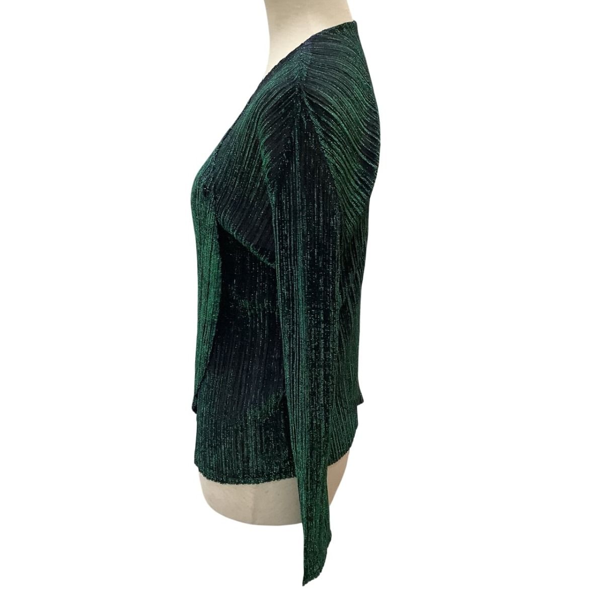 ♪♪ISSEY MIYAKE イッセイミヤケ PLEATS PLEASE カーディガン