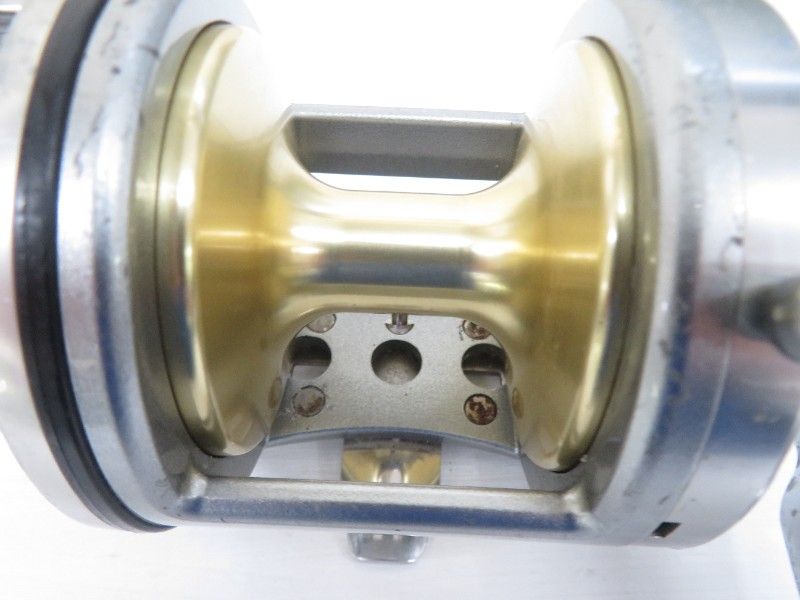 シマノ 09スピードマスター 石鯛 3000 T 04-