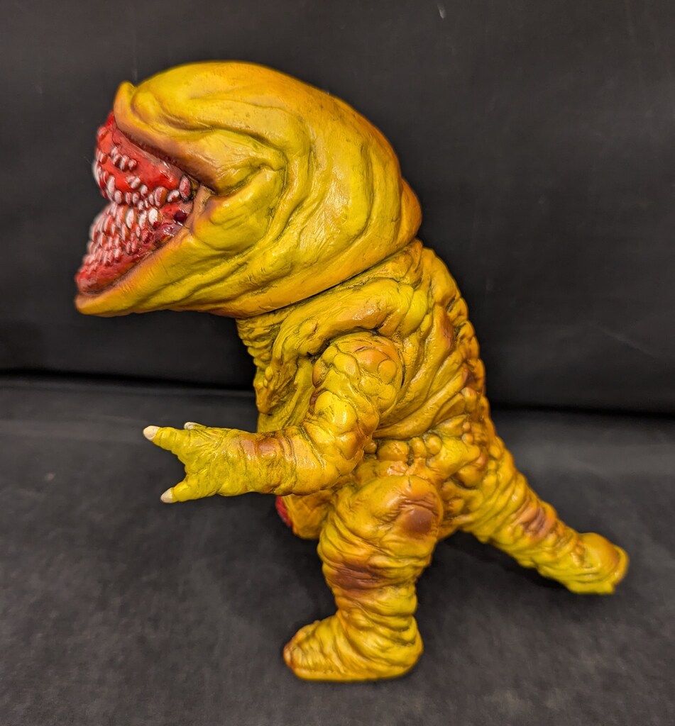 暗黒エンターテイメント 暴食怪獣 デッドリーザウルス HungryYellowVer
