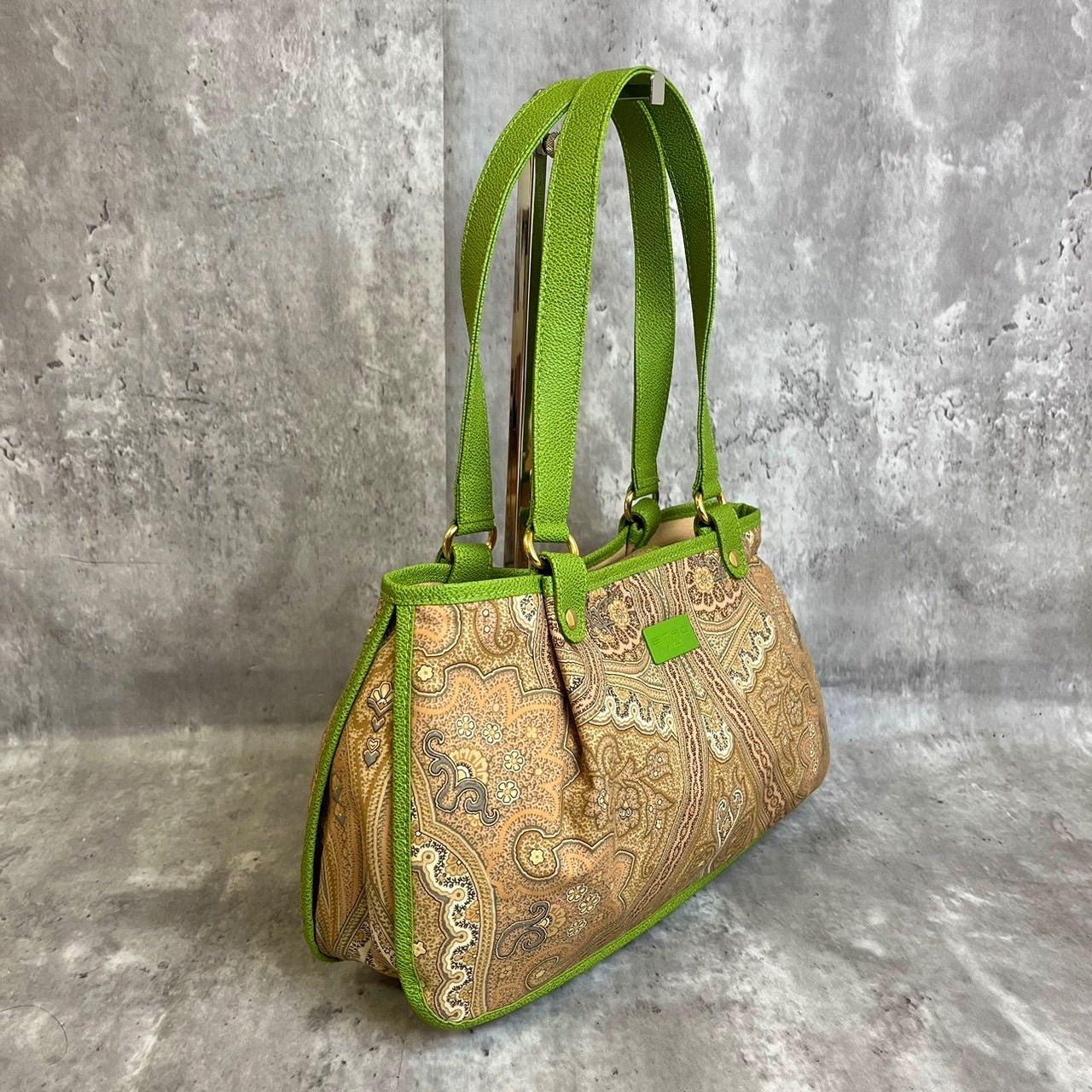 ETRO エトロ　ペイズリー柄 緑色 トートバッグ ✨極美品✨ ETRO エトロ トートバッグ ハンドバッグ ペイズリー