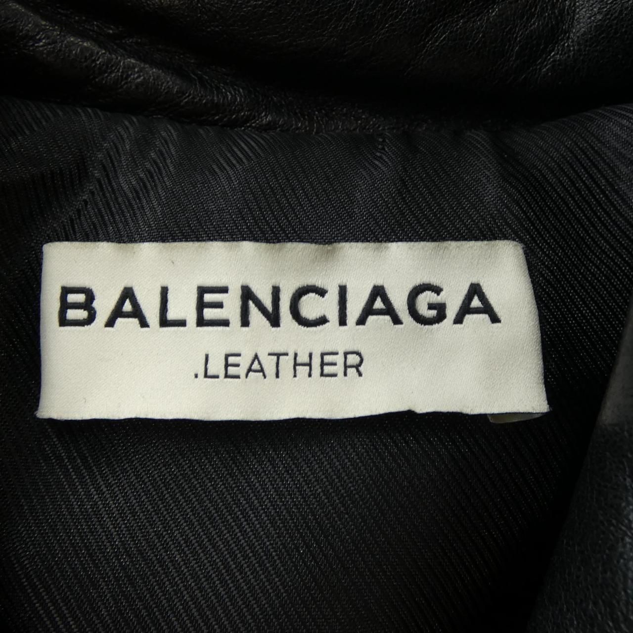 バレンシアガ BALENCIAGA