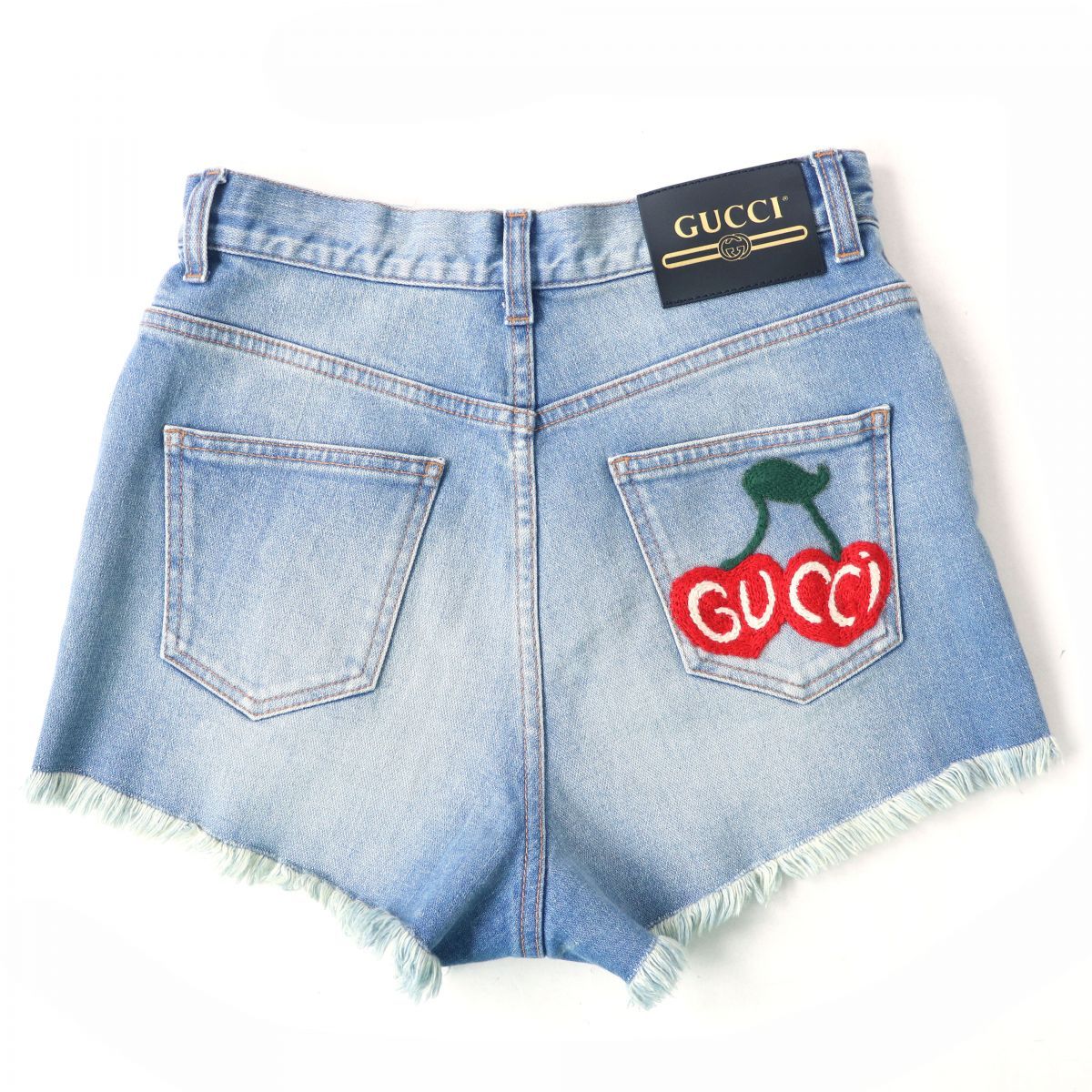 グッチショートパンツ