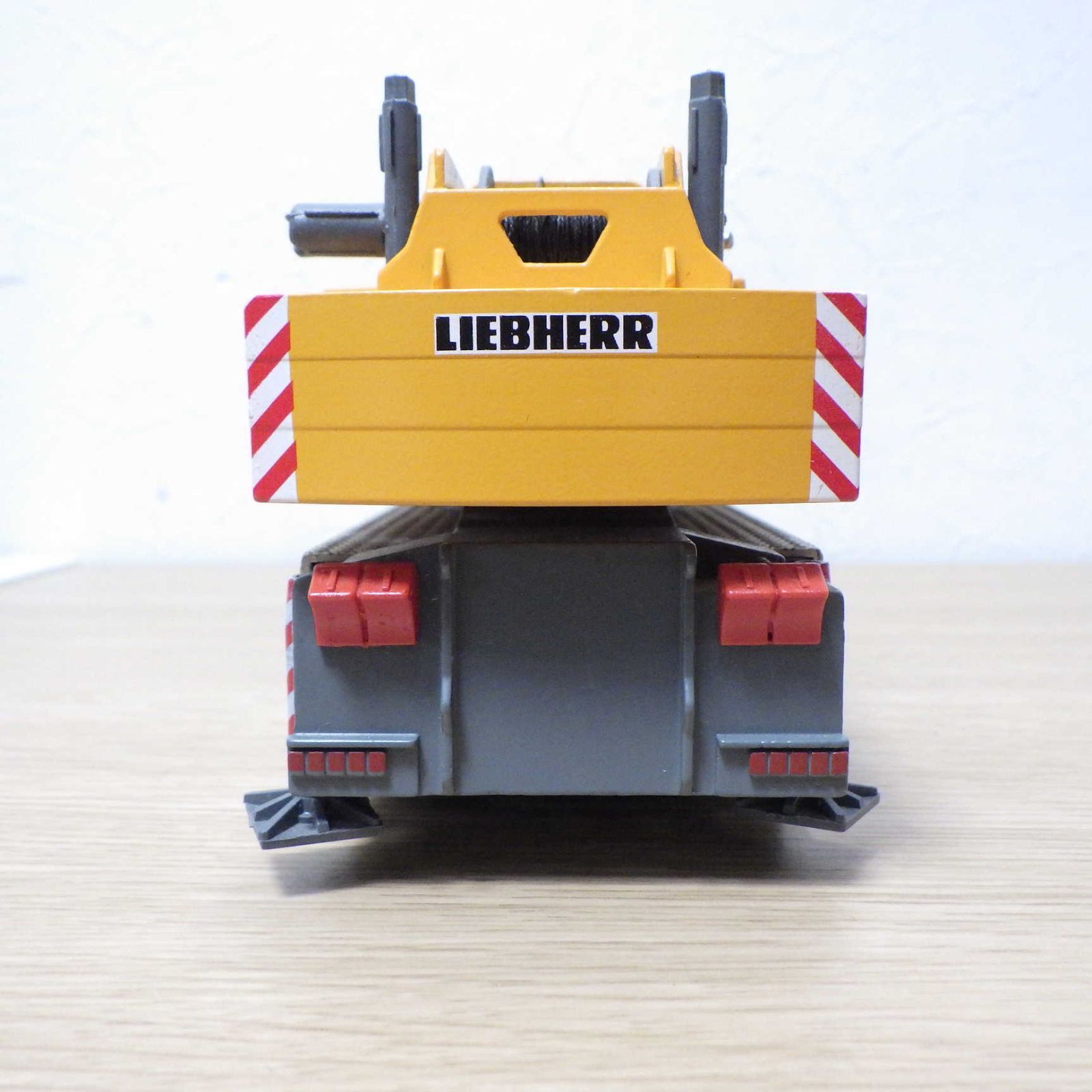 大特価品CONRAD LIEBHERR LTM1160 オートクレーン 1/50 (1) 建設車両、作業車