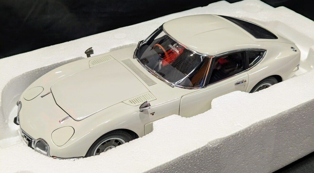 AUTOart 1|18 MILLENNIUM TOYOTA 2000GT Coupe UPGRADED|White 78747