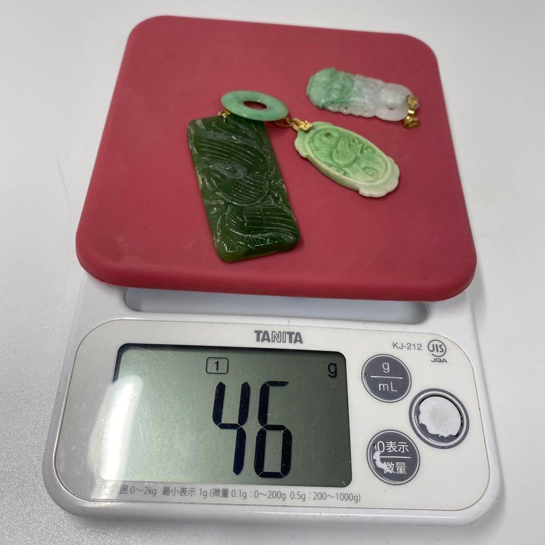 糸魚川翡翠　ネックレス 希少！糸魚川産青翡翠 勾玉ネックレス1点もの | 糸魚川翡翠・天然石を