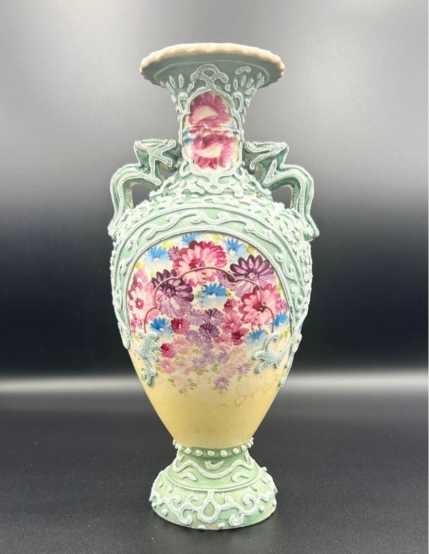 一陳盛上げ 花瓶 27.5cm アンティーク 百花繚乱 豪華 盛上げ 里帰り 明治期 1880年〜1910年頃 F025