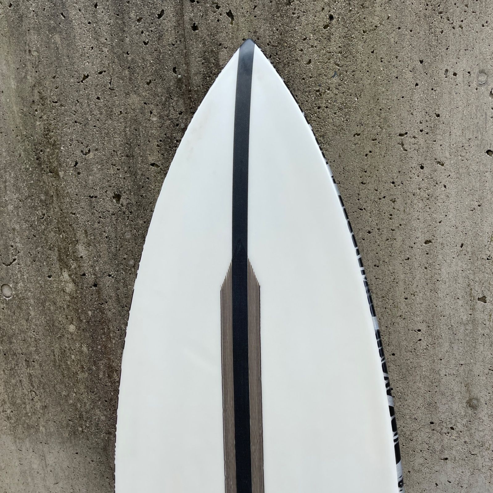 送料無料 FIREWIRE ファイヤーワイヤー 5'6 サーフボード 27.1L