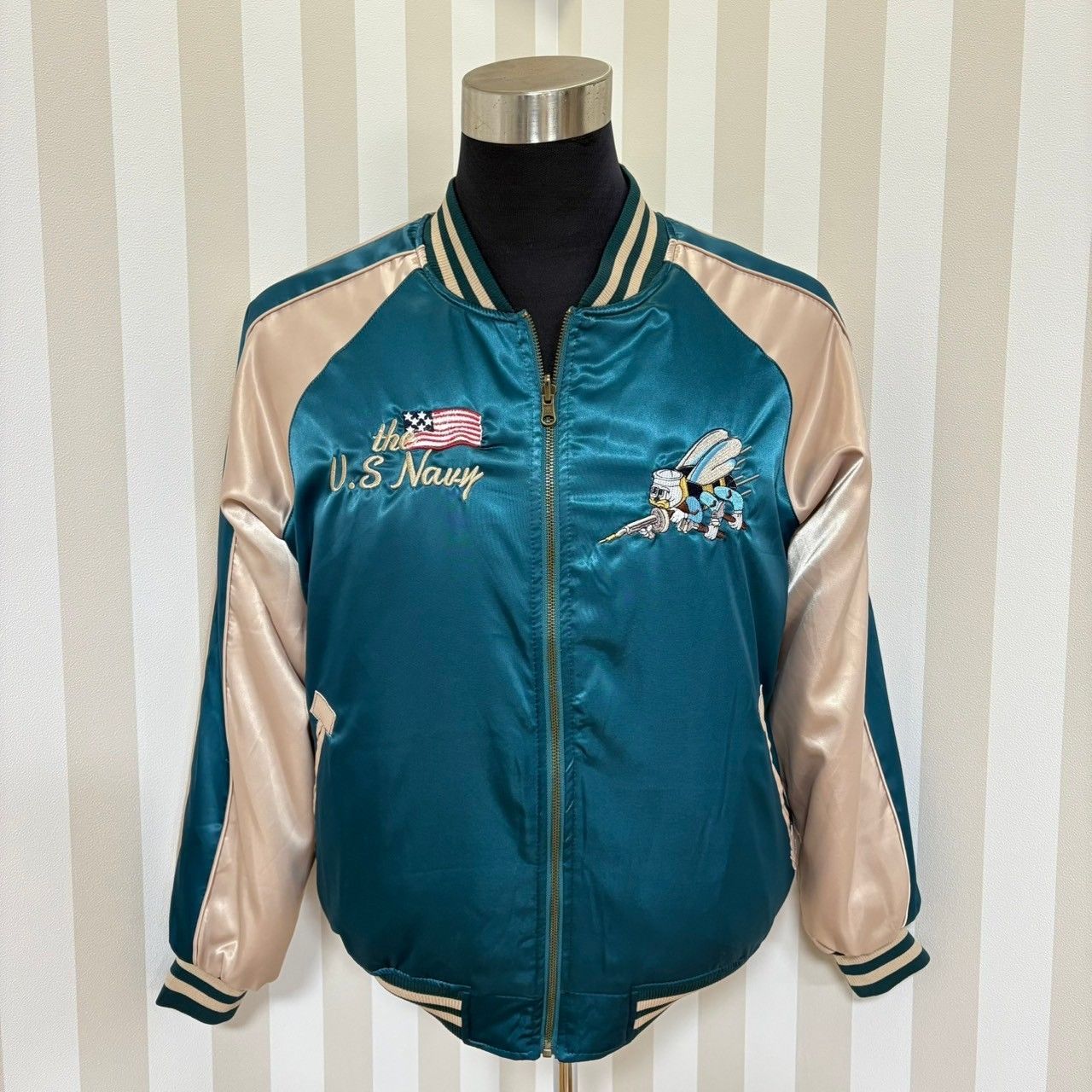 ☆ the U.S NAVY シービーズ スカジャン リバーシブル 赤