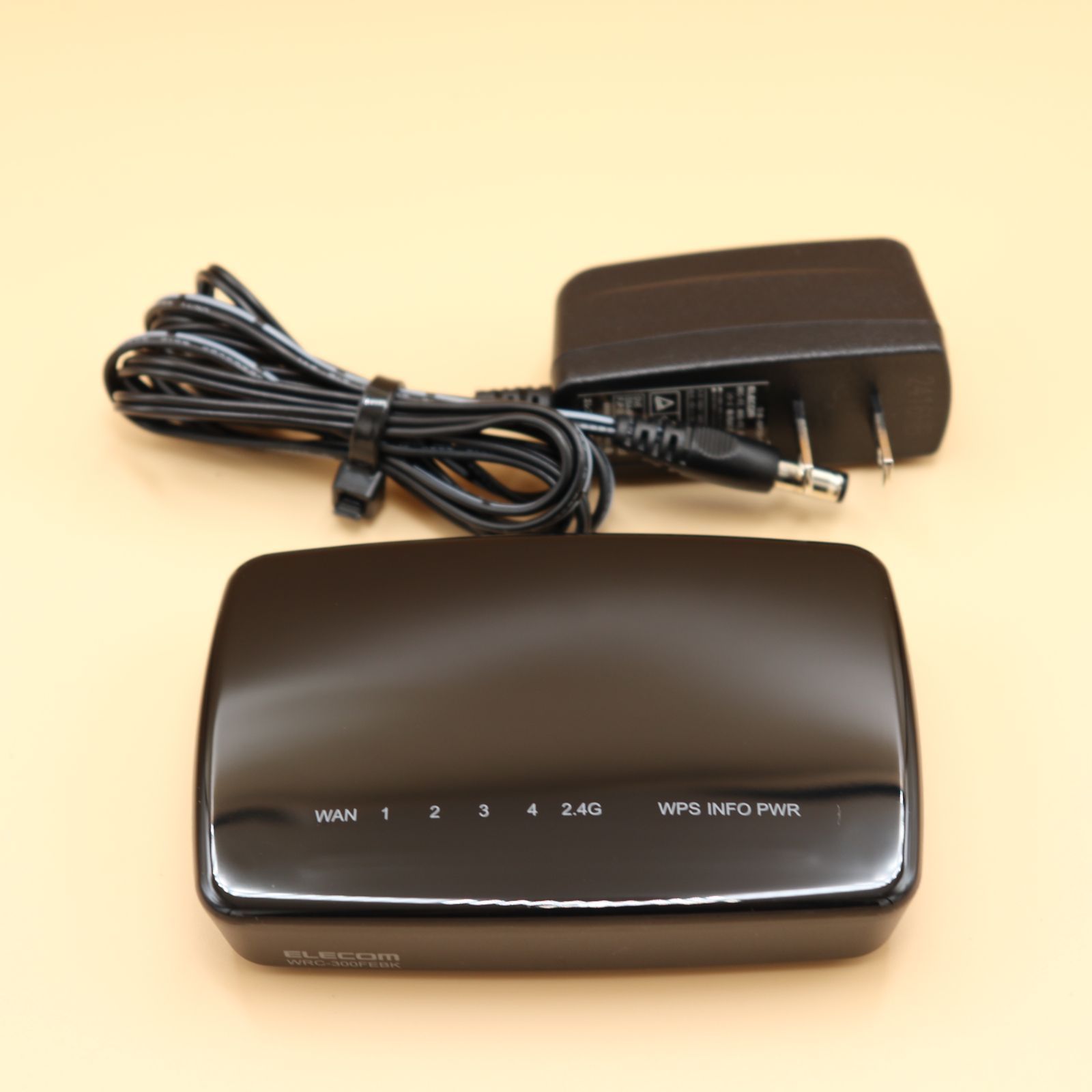 美品】ELECOM エレコム Wi-Fi 中継機 WRC-300FEBK インターネット 