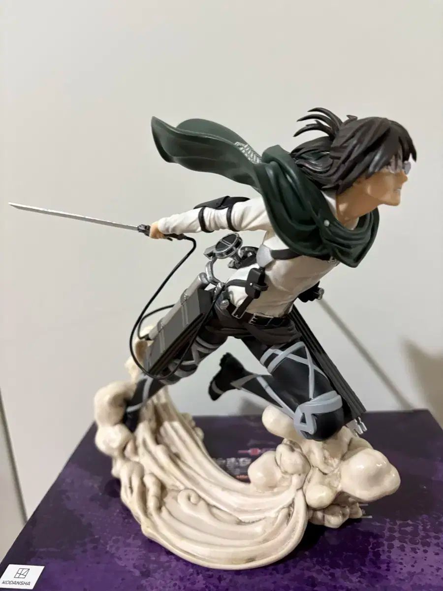 進撃の巨人　ハンジ・ゾエ　TAITO　フィギュア Amazon.co.jp: 進撃の巨人 ハンジ フィギュア アニメ グッズ