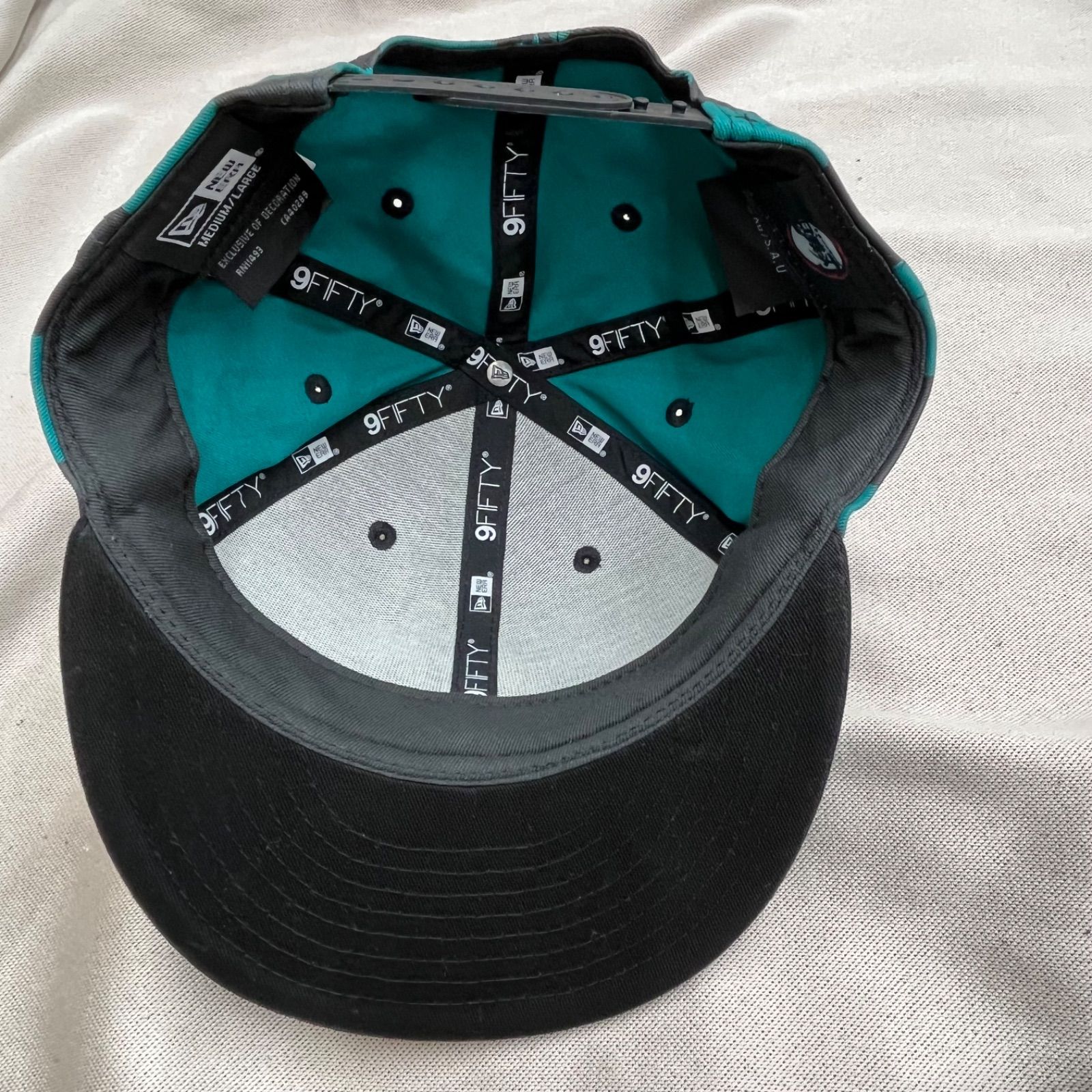 未使用に近い】NEW ERA 鬼滅の刃 コラボ キャップ メンズ 竈門炭治郎 