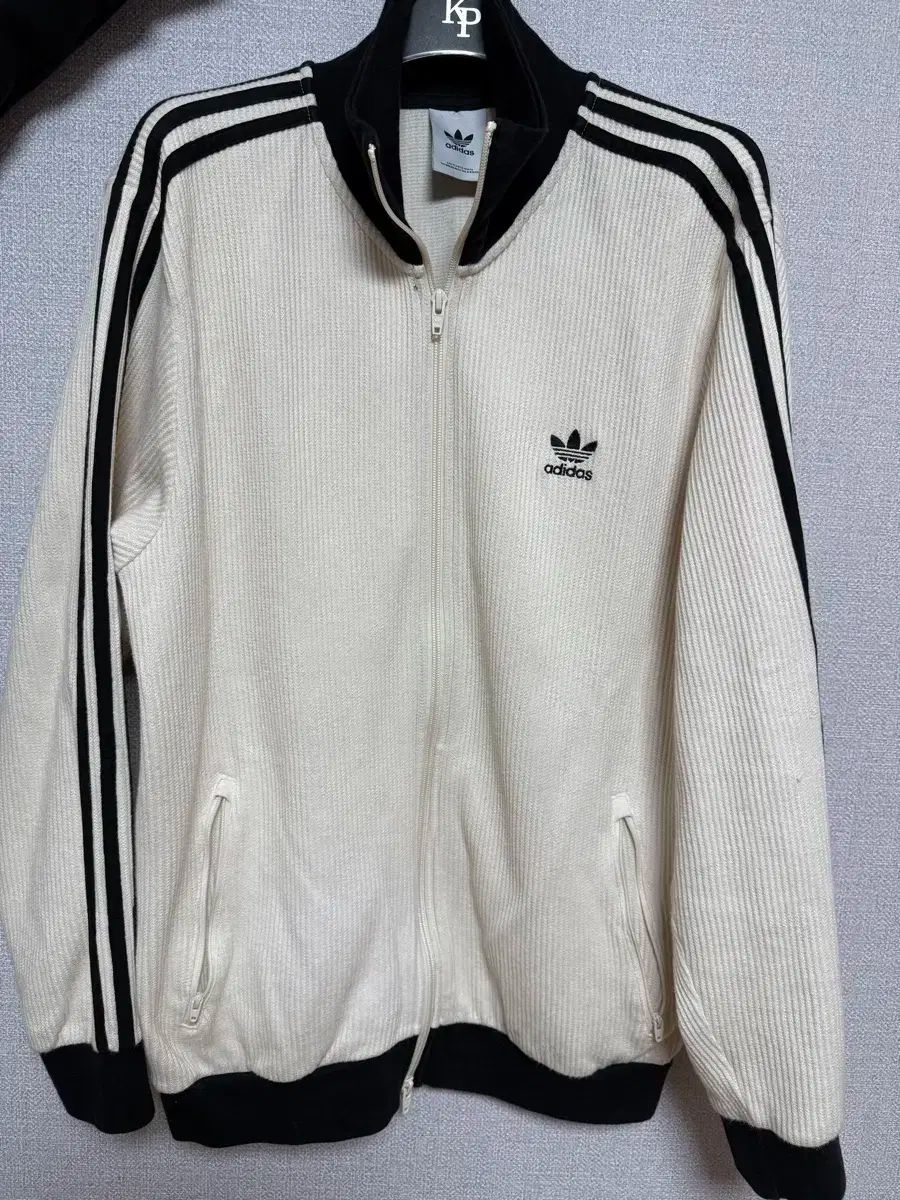 adidas(アディダス) ワッフル ベッケンバウアー トラック