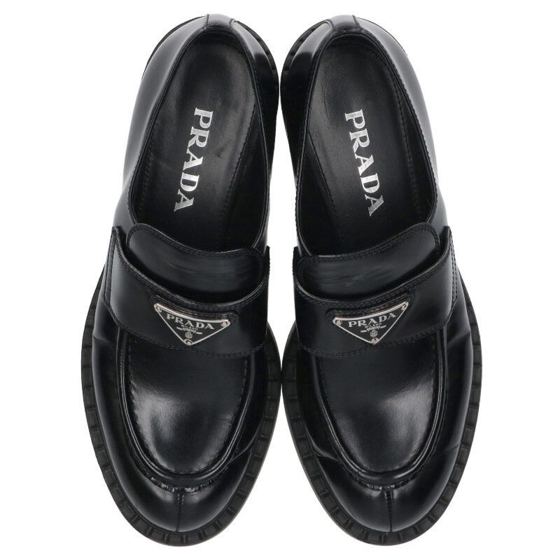 現行 美品✨ プラダ チョコレート トライアングルロゴ ローファー 25cm プラダ チョコレート トライアングルロゴブラッシュドレザー