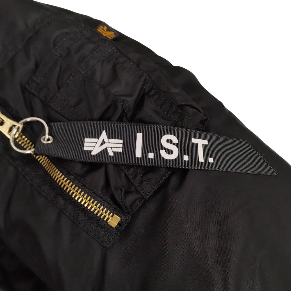 ステューシー　MA-1 ジャケット　ナイロン　ミリタリー　大きめサイズ ステューシー MA-1 ジャケット ナイロン ミリタリー 大きめサイズ