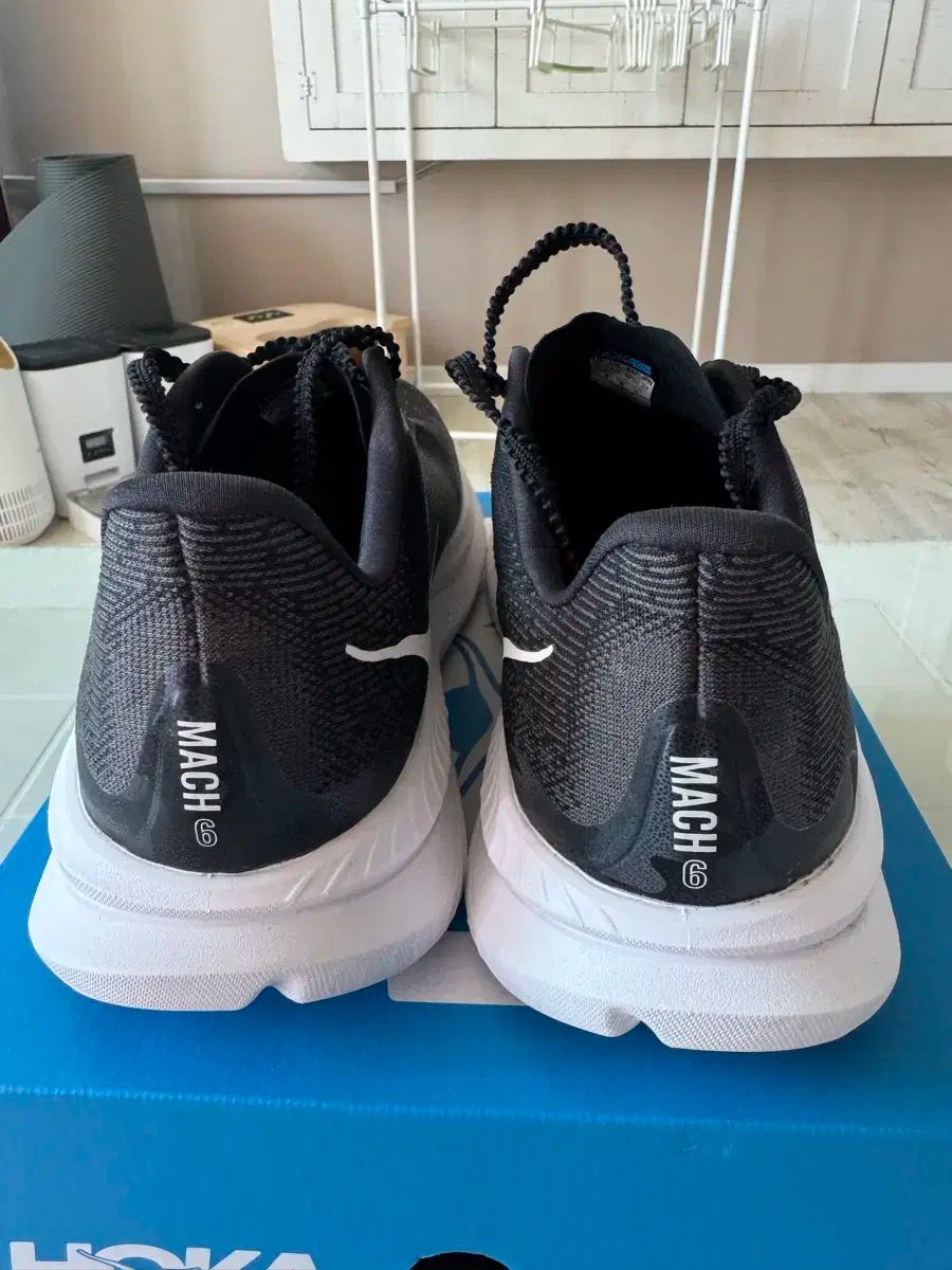 HOKA MACH 6 26.5cm