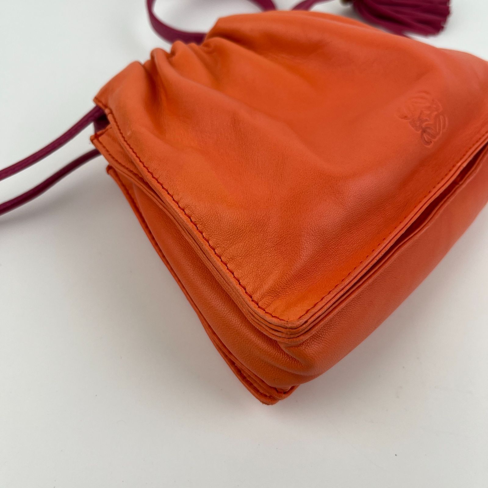 本物保証!  LOEWE ロエベ アナグラム ショルダーバッグ オレンジ レザー バッグ
