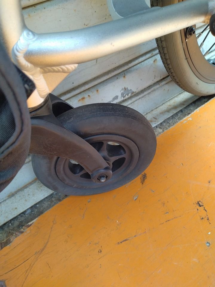 自走型車いす NEXT-11B-42