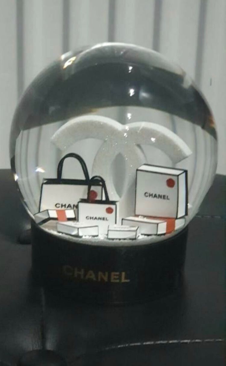 きれい CHANEL シャネル スノードーム 美品 箱 - 通販 - www