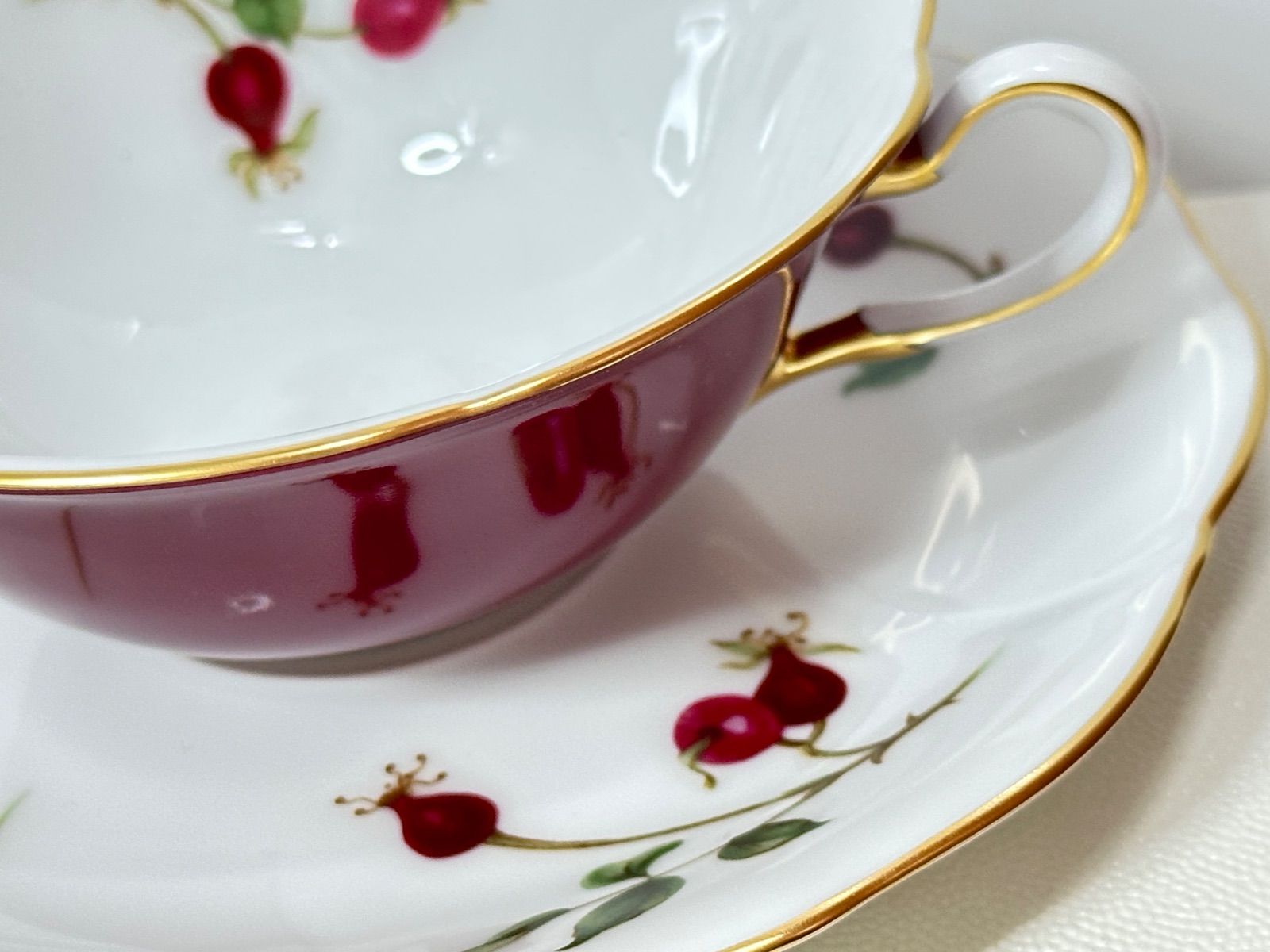 大倉陶園 バラの実 カップ＆ソーサー ☆大倉陶園・バラの実カップ\u0026ソーサー（未使用品）