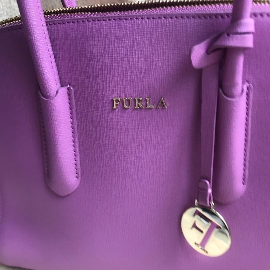 【超絶美品❗️】FURLA フルラ ショルダーバッグ 2way 希少色　紫 人気