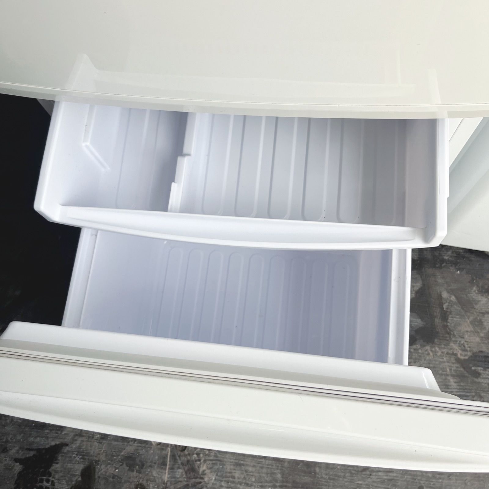 166取付無料！SHARPおしゃれホワイトインテリア冷蔵庫風乾燥付き洗濯機 166取付無料！SHARPおしゃれホワイトインテリア冷蔵庫風乾燥付き