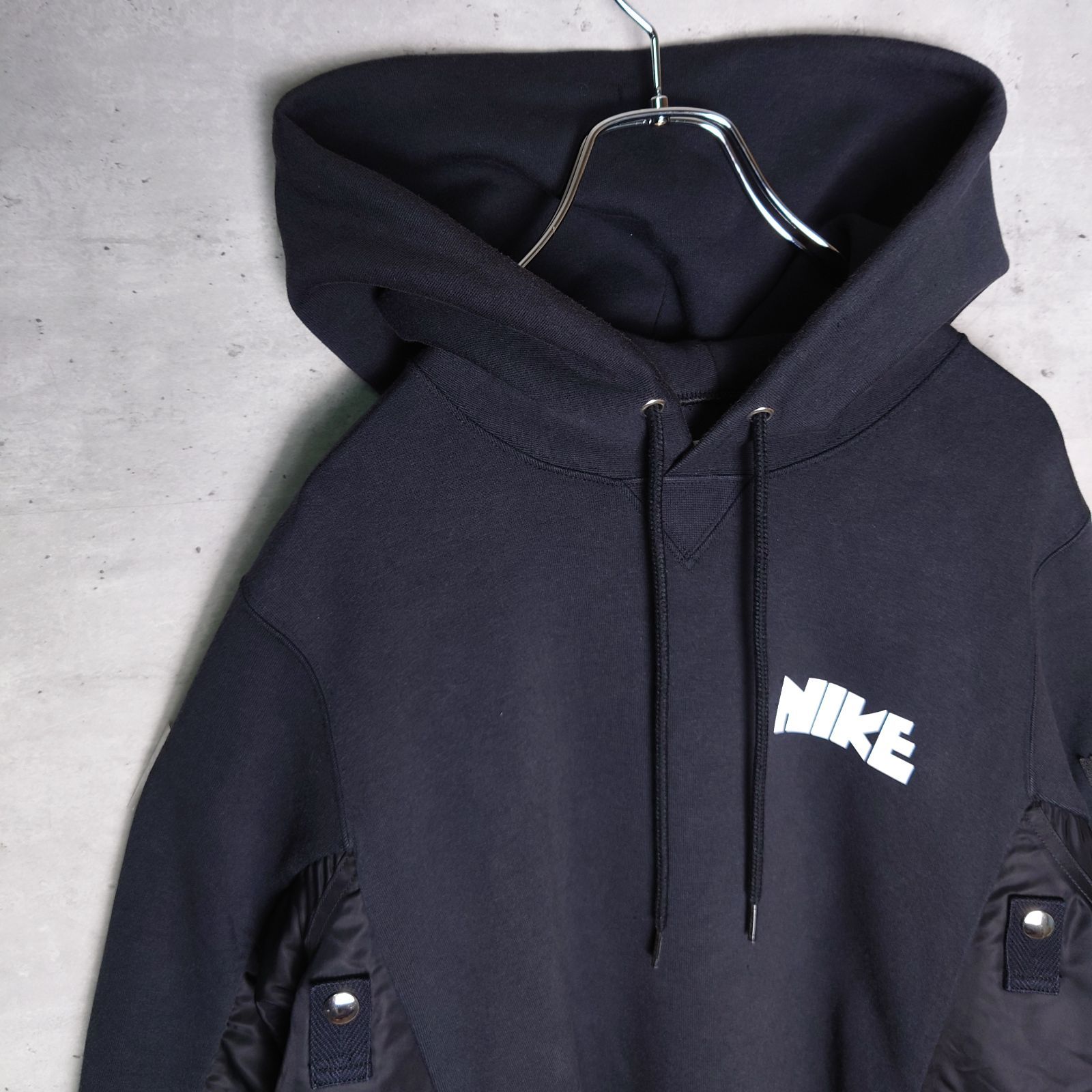✨美品 Sacai × NIKE サカイ ナイキ コラボ 胸ロゴ ドッキング プル 
