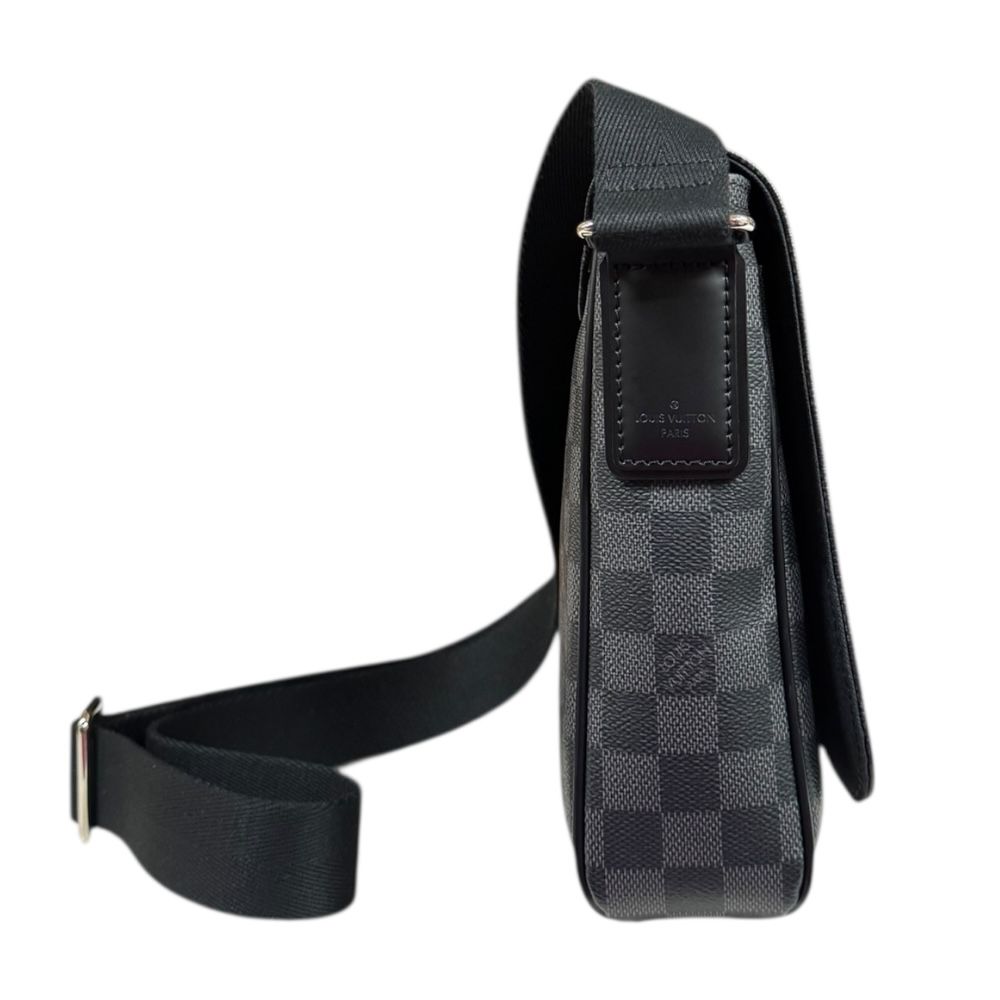 ルイヴィトン ディストリクトPM ダミエグラフィット ショルダー