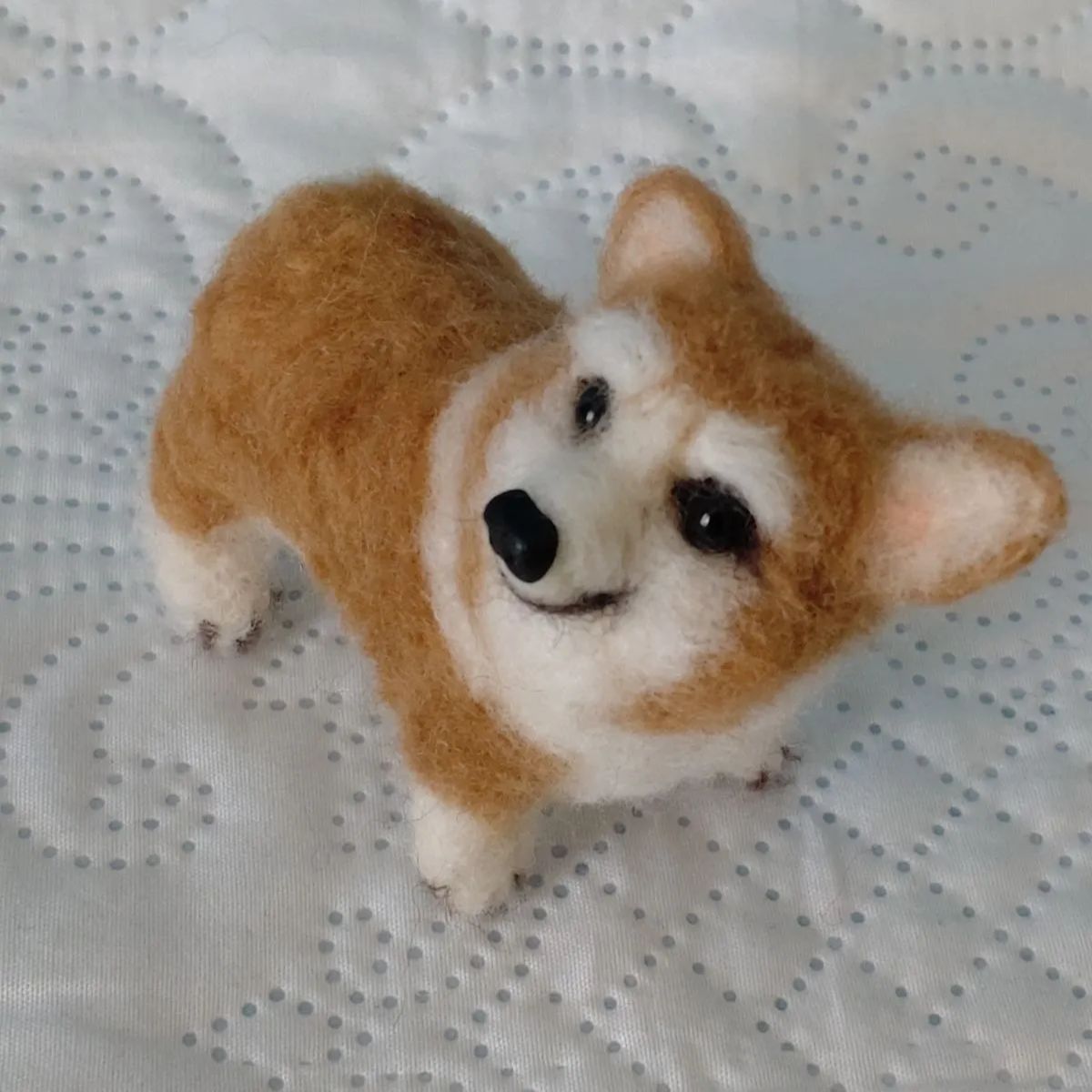 羊毛フェルト犬コーギー ミニサイズ - メルカリ