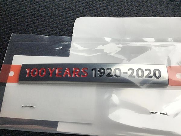 100YEARS マツダ100周年 オーナメント エンブレム 1920-2020 MX-30 CX-3 CX-5 CX-8 CX-30 ロードスター ND ND5RC RF MAZDA3 T45