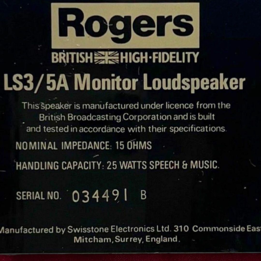 密閉方式 ブックシェルフ型