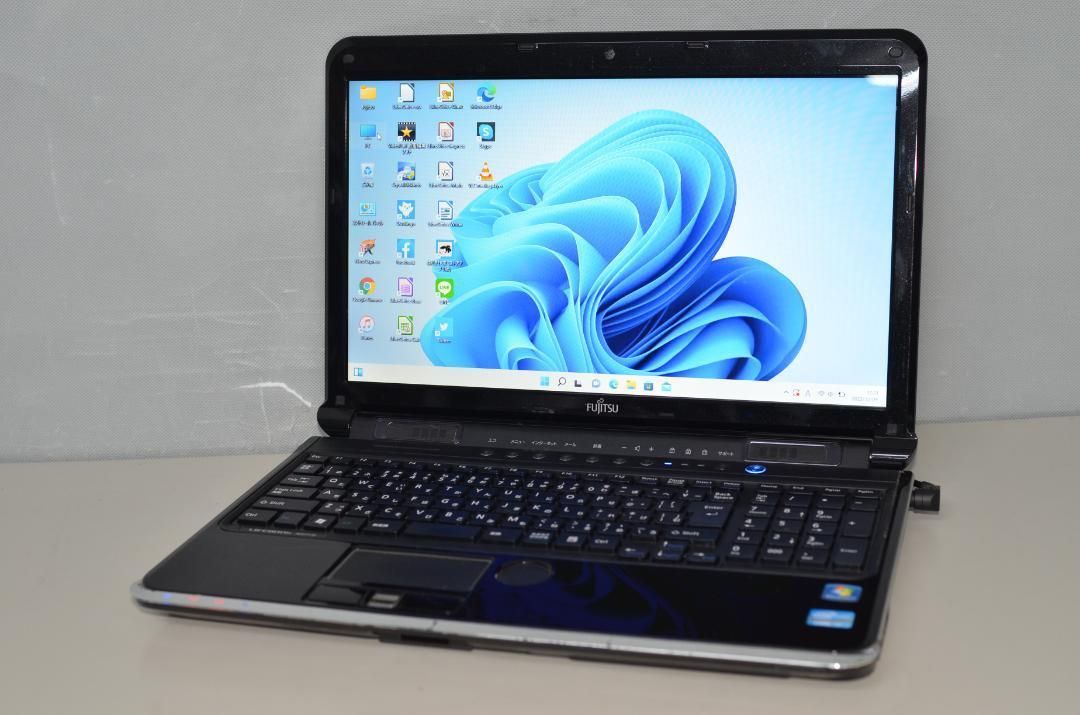 超快適！ Core i7 Windows11 ノートパソコン ブルーレイ 高画質 超高速