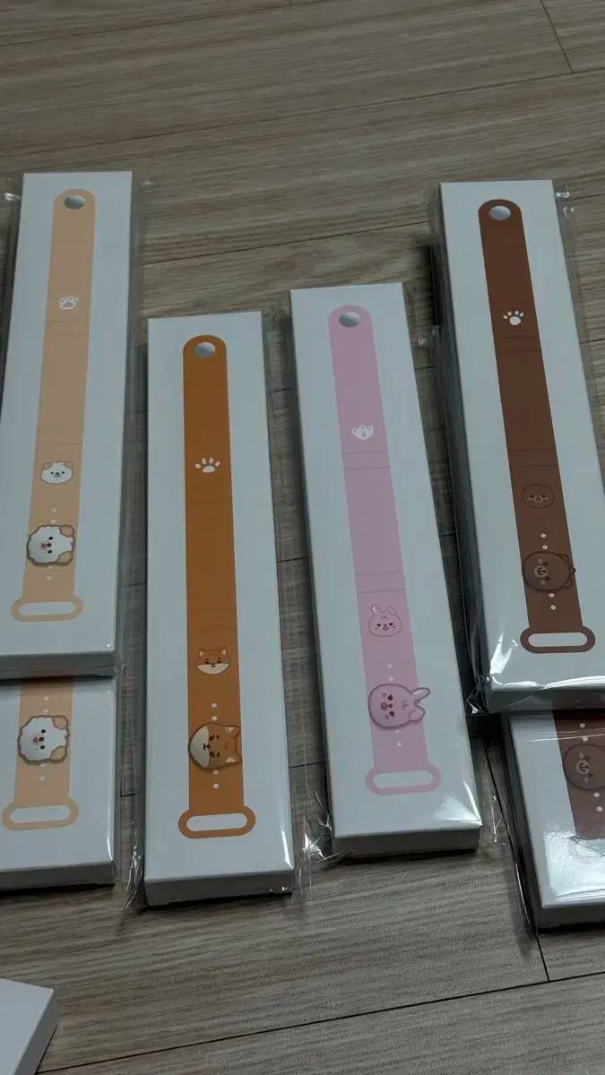 DAY6 OFFICIAL LIGHT BAND Day6 ペンライト 部屋 ストラップ DAY6 OFFICIAL LIGHT BAND Day6 ペンライト 部屋 ストラップ