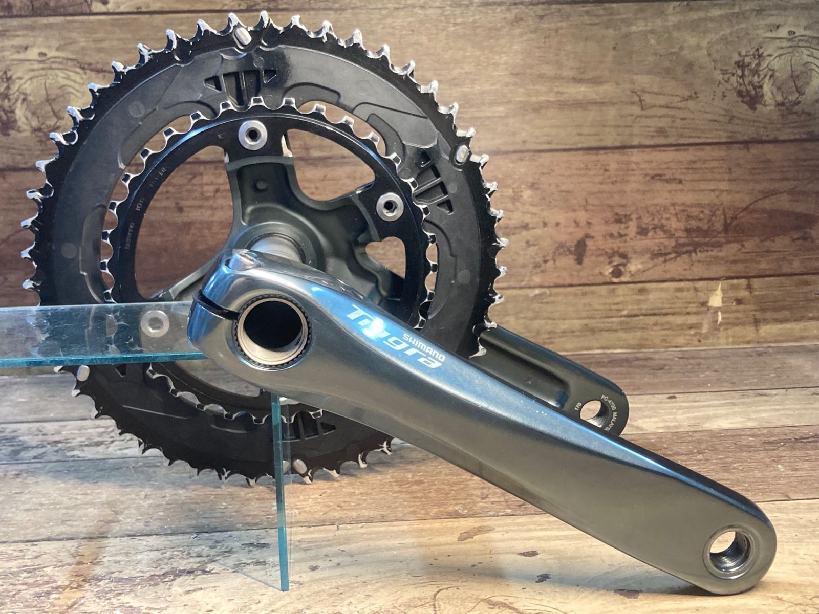 GA050 シマノ SHIMANO ティアグラ Tiagra FC-4700 クランクセット 