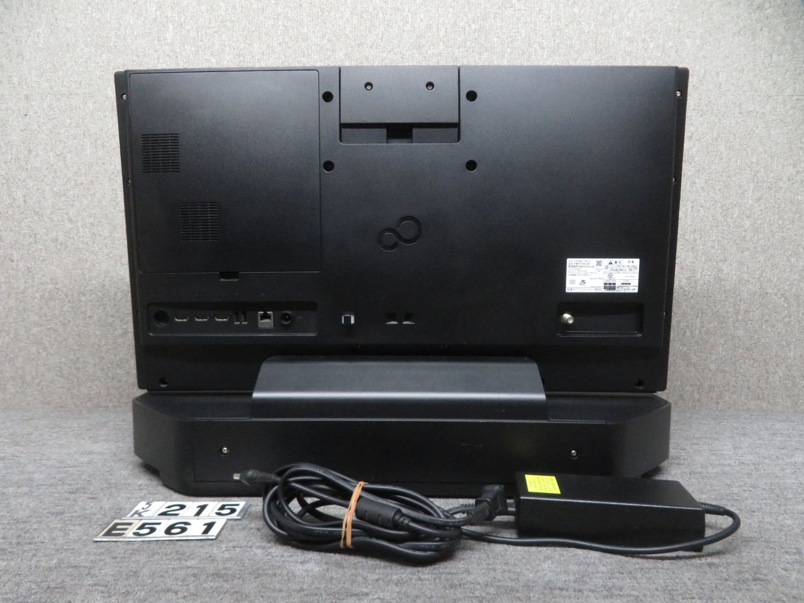 ESPRIMO FH90/C3 i7-8750H 16G 3TB Blu/Rry ESPRIMO FH90⁄C3 3TB