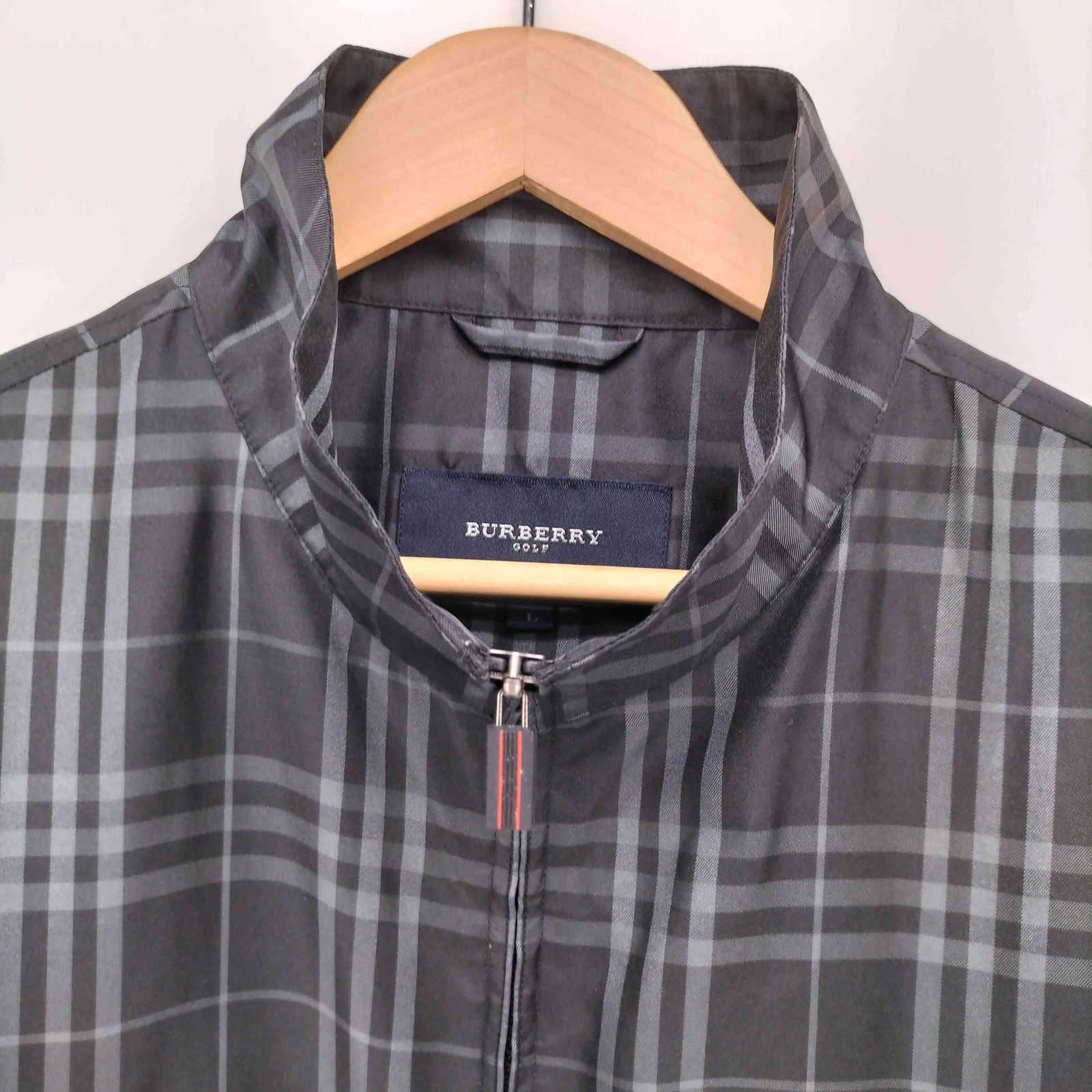 Authentic Burberry Golf Jacket nova check Black Size S Small