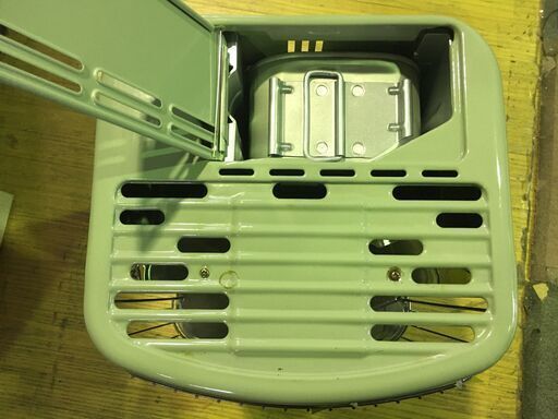 ○ｱﾗｼﾞﾝ 自然通気刑開放式石油ｽﾄｰﾌﾞ CAP-U2801 2023 ストーブ 部屋