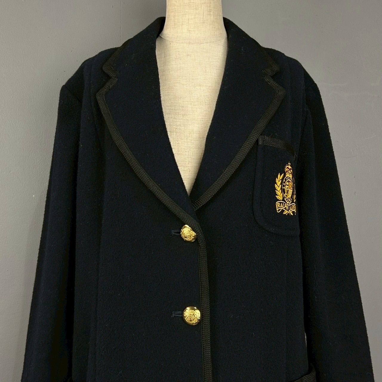 【RALPH LAUREN】ラルフローレン 紺ブレ パイピング 銀ボタン 3B 楽天市場】ブレザー ボタン シルバー ラルフローレンの通販