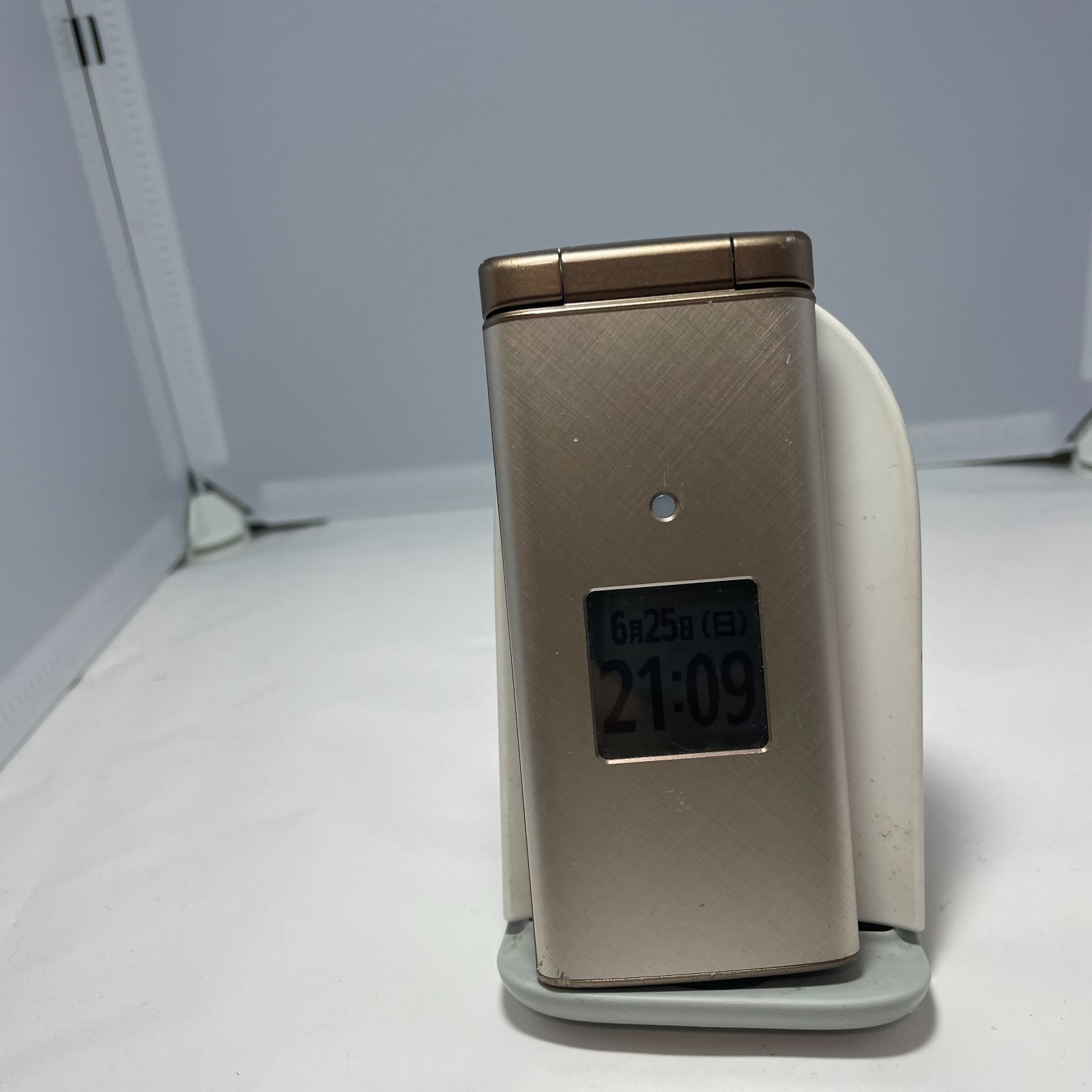 かんたんケータイ KYF38 ゴールド au android ガラホ G24 - メルカリ