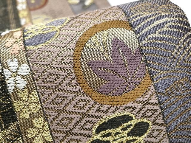 平和屋着物●人間国宝　七代　尾上菊五郎　六通柄袋帯　流水草花文　金糸　やまと誂製　正絹　逸品　CAAT0851hy 平和屋着物○人間国宝 七代 尾上菊五郎 六通柄袋帯 流水