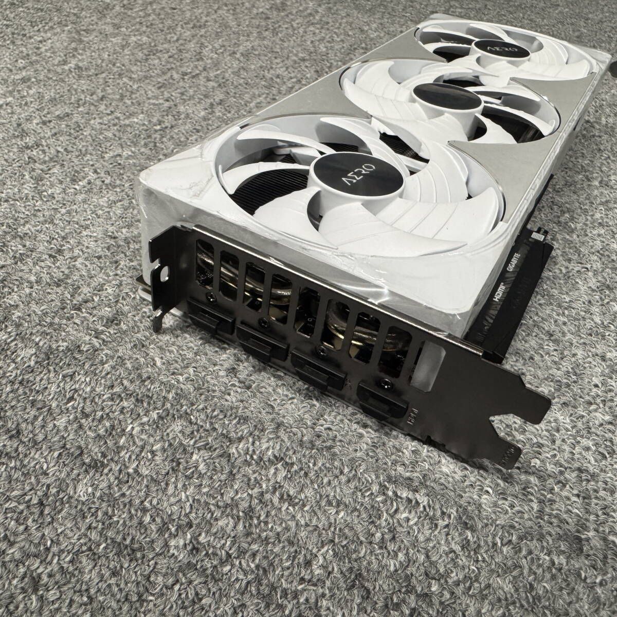 GIGABYTE