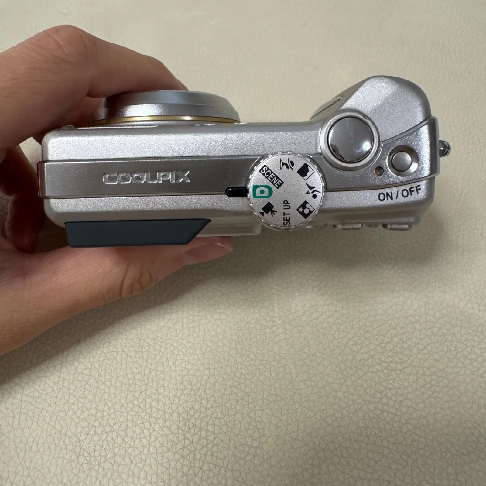 Nikon ニコン COOLPIX クールピクス 4200 E4200 デジタルカメラ 動作