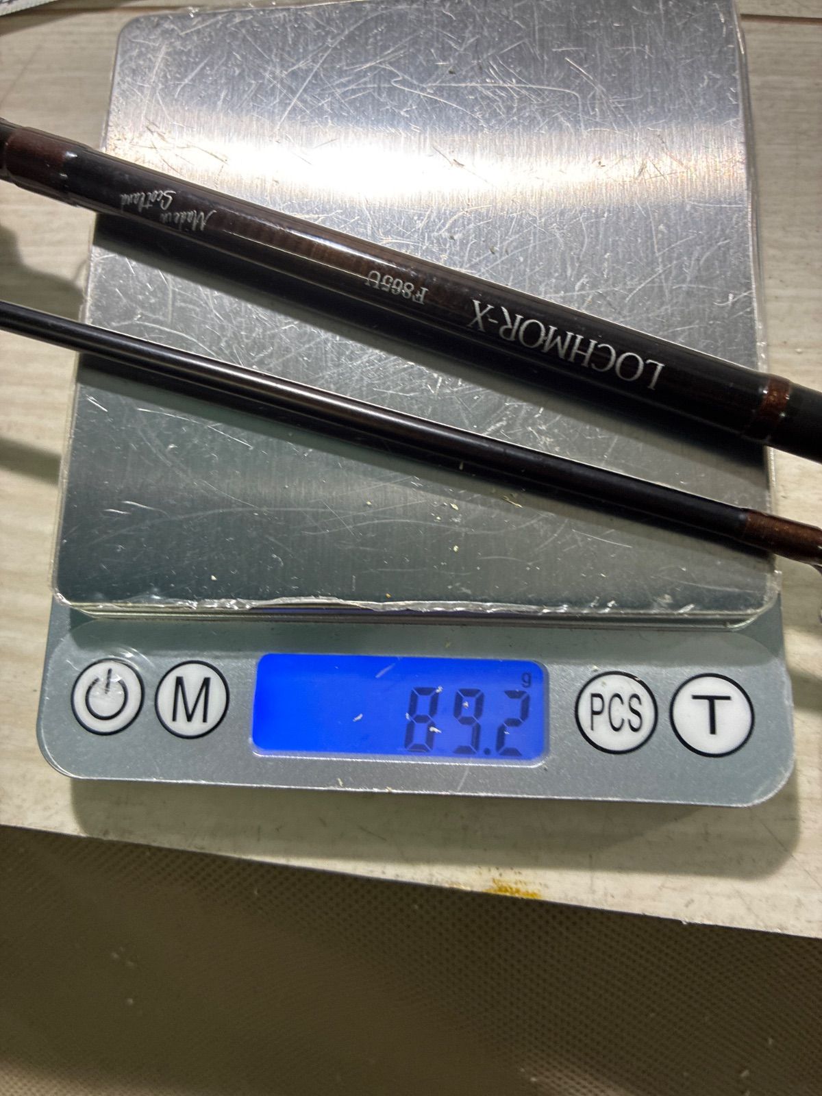 8.6f 5