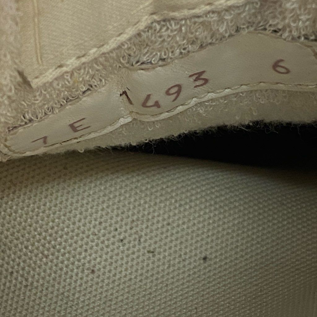 7e10 定価￥149.600 FENDI フェンディ マッチ スエードロートップ  