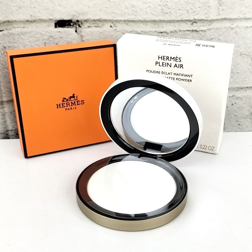 HERMES ニュアージュ ブラン エアプードル エクラ　マット　01 HERMES ニュアージュエルメスブランエアプードルエクラマット 01