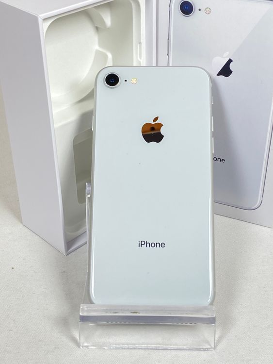 SIMフリー iPhone8 64GB シルバー バッテリー83% 送料無料