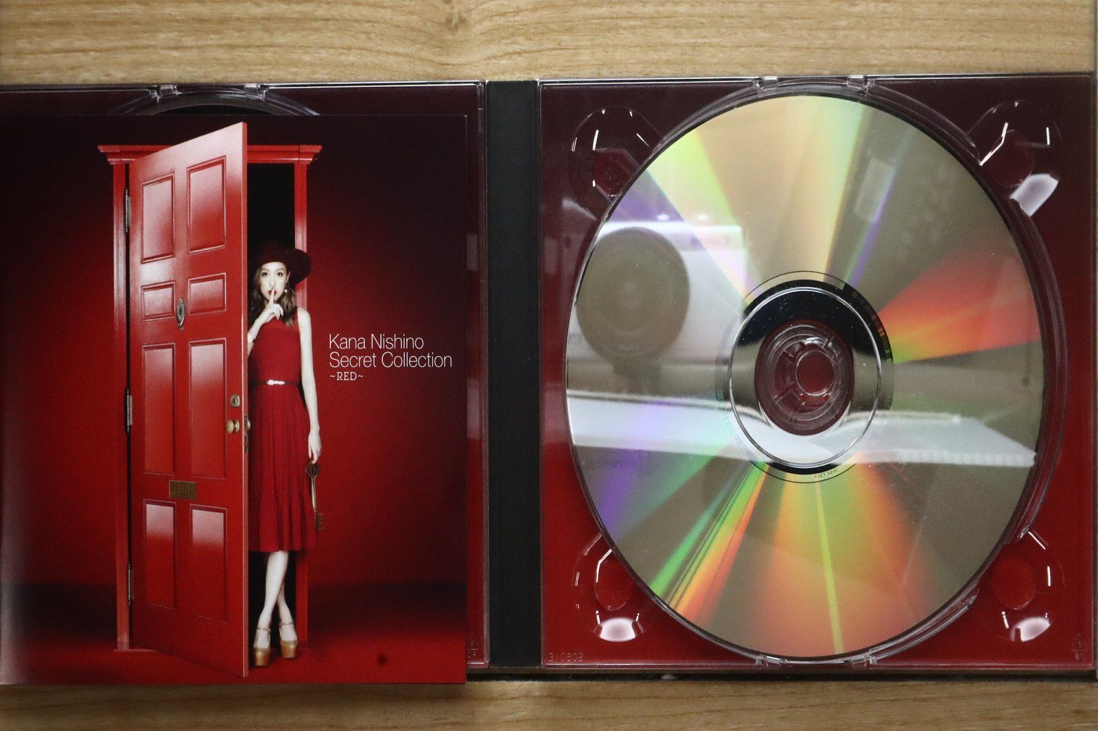 国内盤CD☆西野カナ/Kana Nishino□ Secret Collection ~RED~(初回生産