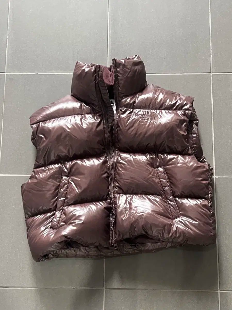 THE NORTH FACE ザノースフェイス ダウン 茶色 S