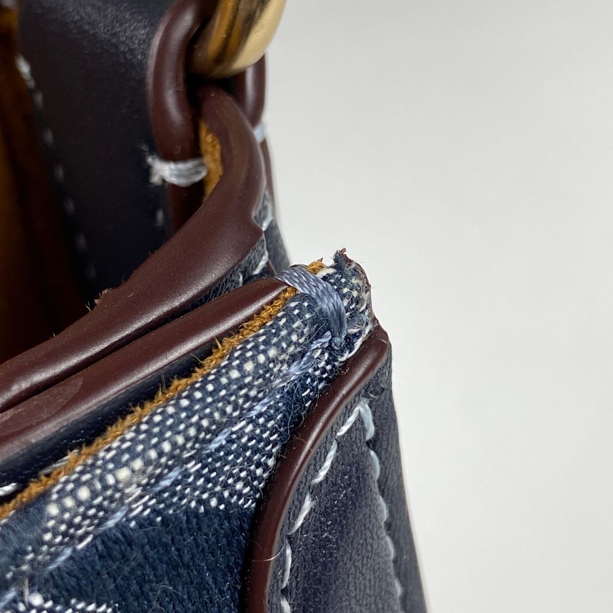 コーチ COACH シグネチャー ショルダーバッグ 斜め掛け