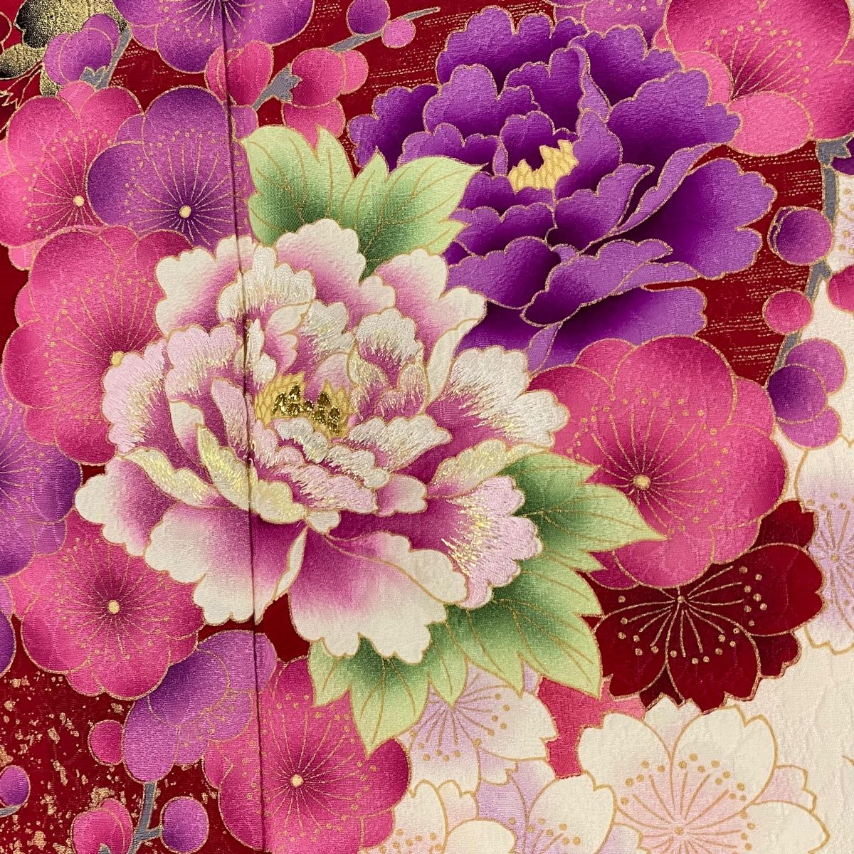 【専用】振袖 着物 中古 正絹 薔薇模様 身丈156cm M A1085-8 振袖 着物 中古 正絹 薔薇模様 身丈156cm M A1085-8 - メルカリ