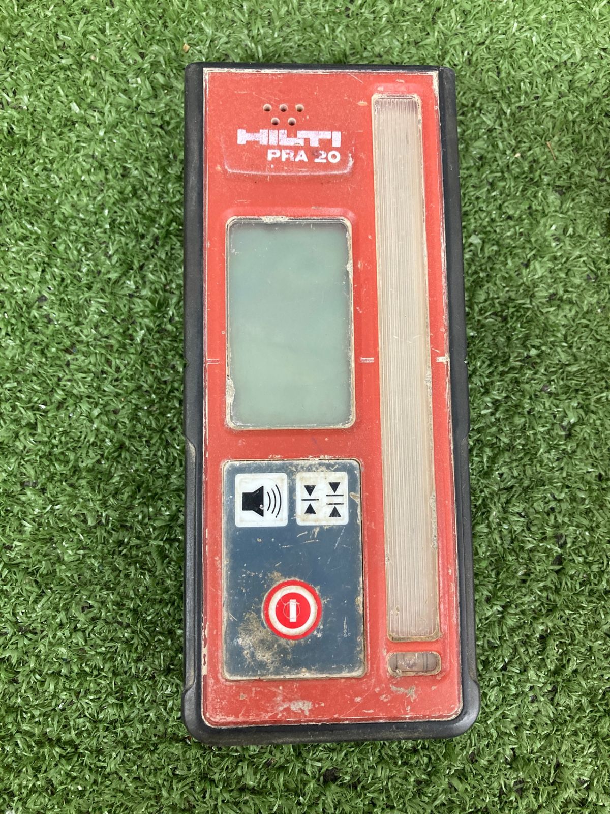 中古品】【0921】HILTI ヒルティ 受光器 PRA20 2071120 受光器ホルダー PRA83 2071084セット  ITRH8X1G41BQ - メルカリ